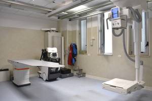 Sistema polifunzionale per radiologia digitale diretta (DR)