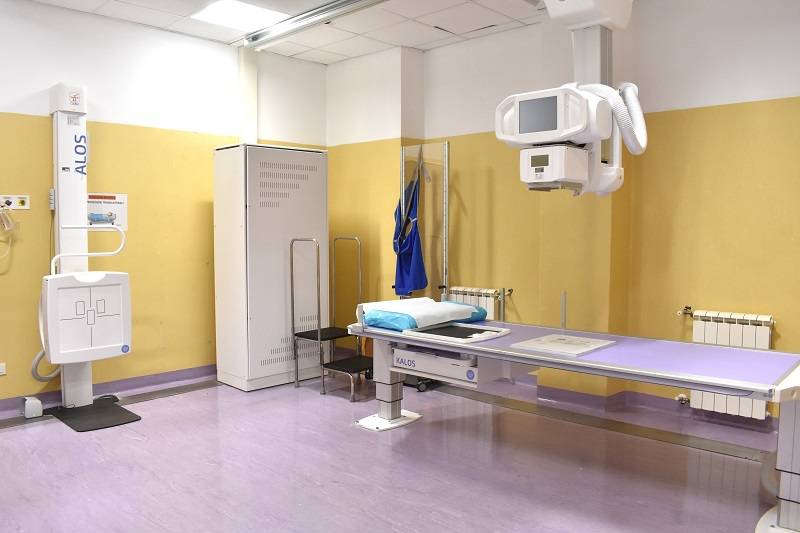 Sistema polifunzionale per radiologia digitale diretta (DR)